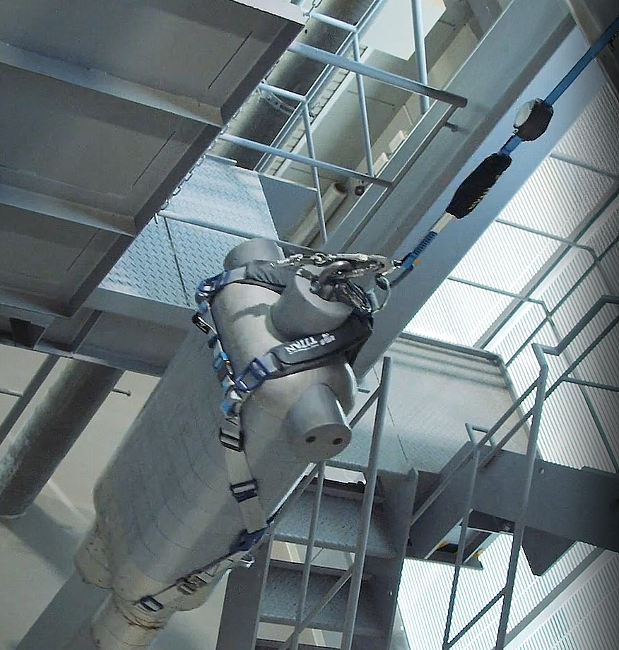 Breaking Limits02